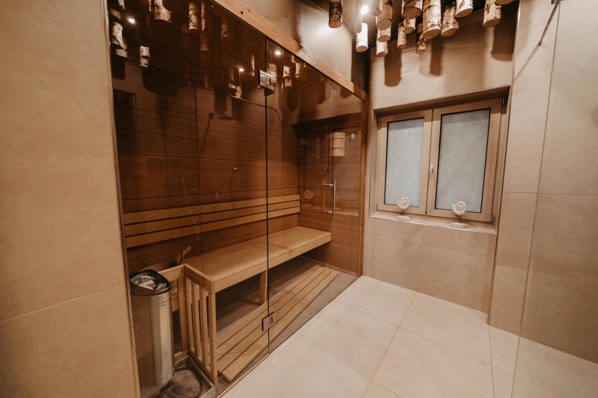 Hideaway An Der Weinstrasse - Pool & Sauna - Apartments Anderlage Spielfeld Εξωτερικό φωτογραφία